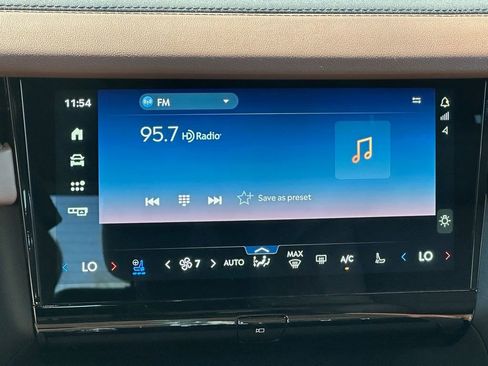 New 2026 Lincoln Navigator Reserve AWD/4WD image 11