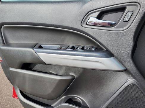 Used 2020 Chevrolet Colorado ZR2 image 7