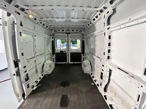Used 2023 RAM ProMaster 2500 FWD image 13