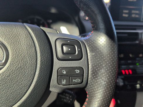 Certified 2021 Lexus IS 350 F Sport image 19