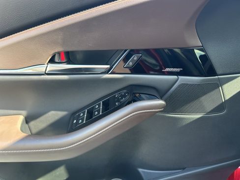 Certified 2025 MAZDA CX-30 AWD 2.5 S w/ Premium Package image 18