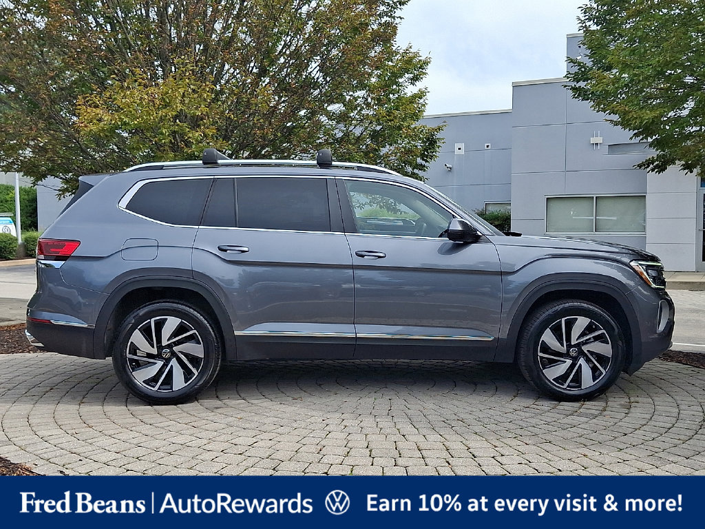 Certified 2025 Volkswagen Atlas SEL AWD/4WD image 7