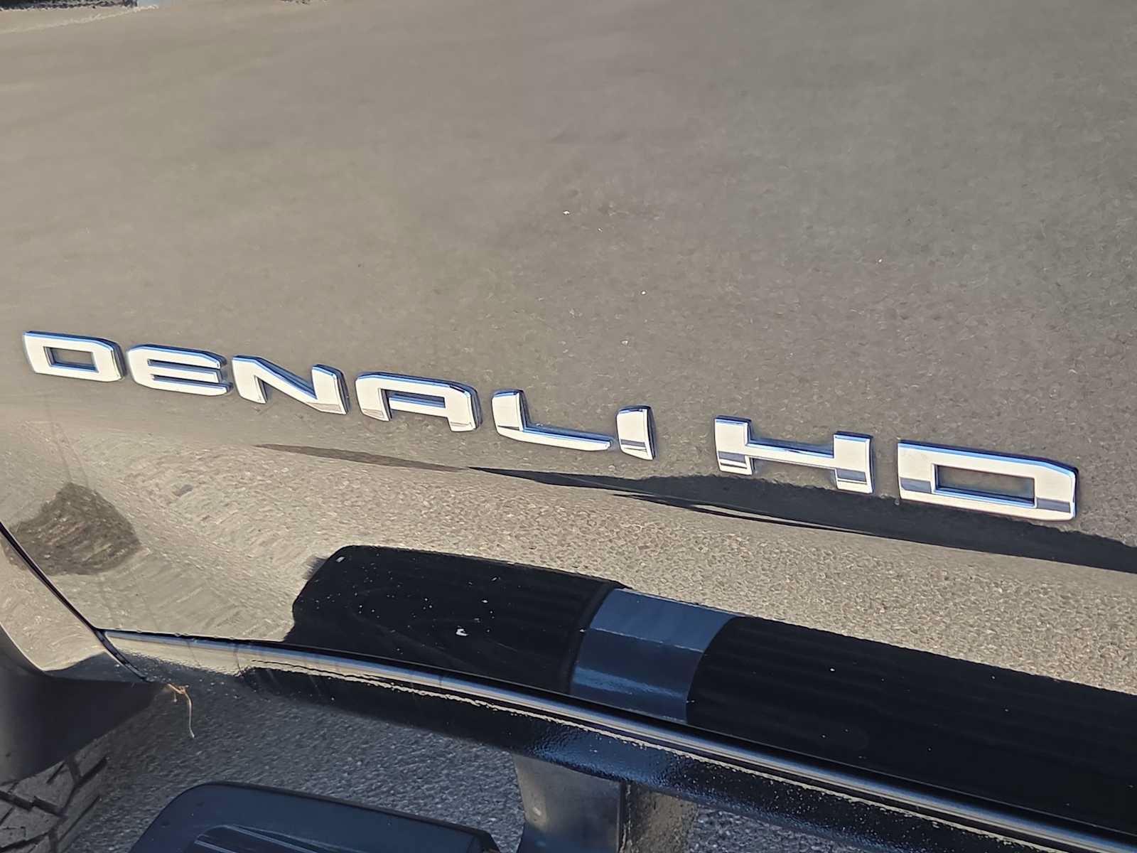 Used 2021 GMC Sierra 2500 Denali AWD/4WD image 11