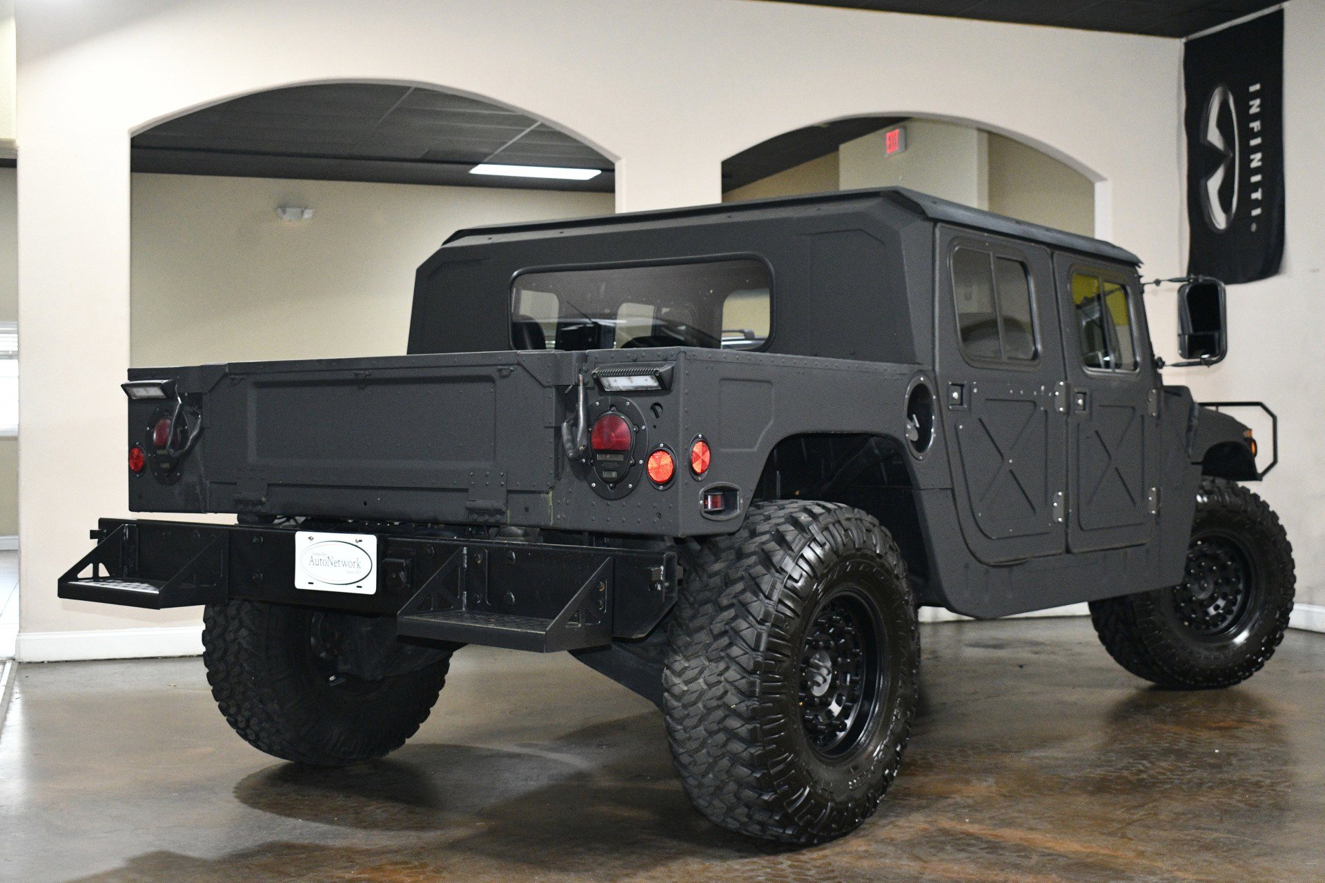 Used 1990 HUMMER H1 image 5