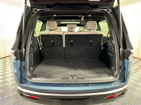 New 2026 Jeep Grand Wagoneer 4WD w/ Premium Group I image 28