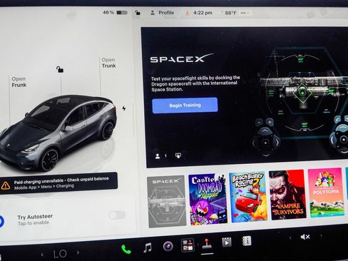 Used 2022 Tesla Model Y Performance AWD/4WD image 26