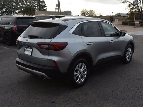 Used 2023 Ford Escape Active image 5