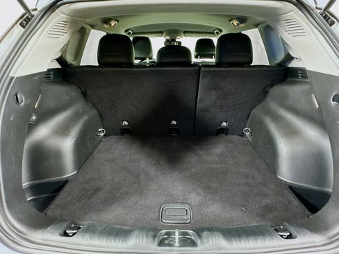 Used 2022 Jeep Compass Limited image 27