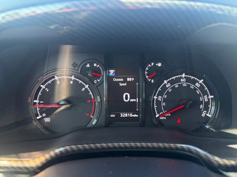 Used 2021 Toyota 4Runner Trail Special Edition AWD/4WD image 18