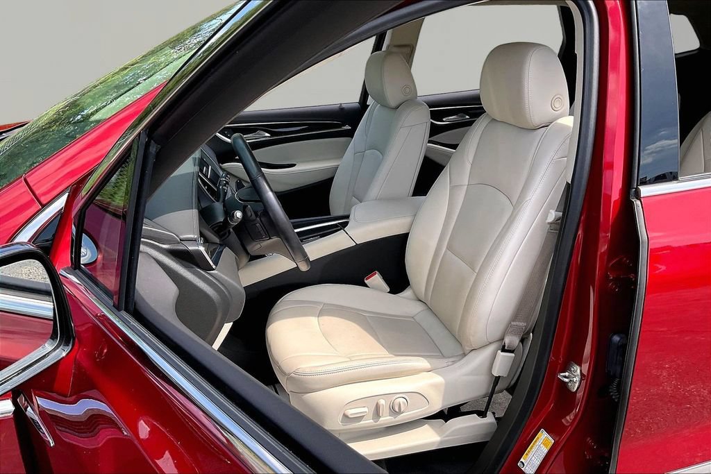 Used 2023 Buick Enclave Essence FWD image 24