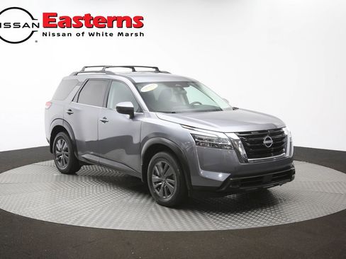 Used 2022 Nissan Pathfinder SV AWD/4WD image 46