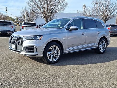 Used 2022 Audi Q7 3.0T Premium w/ Convenience Package image 6