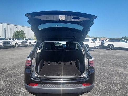 Certified 2020 Jeep Compass Latitude FWD image 22