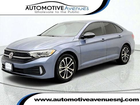 Used 2022 Volkswagen Jetta Sport FWD image 1