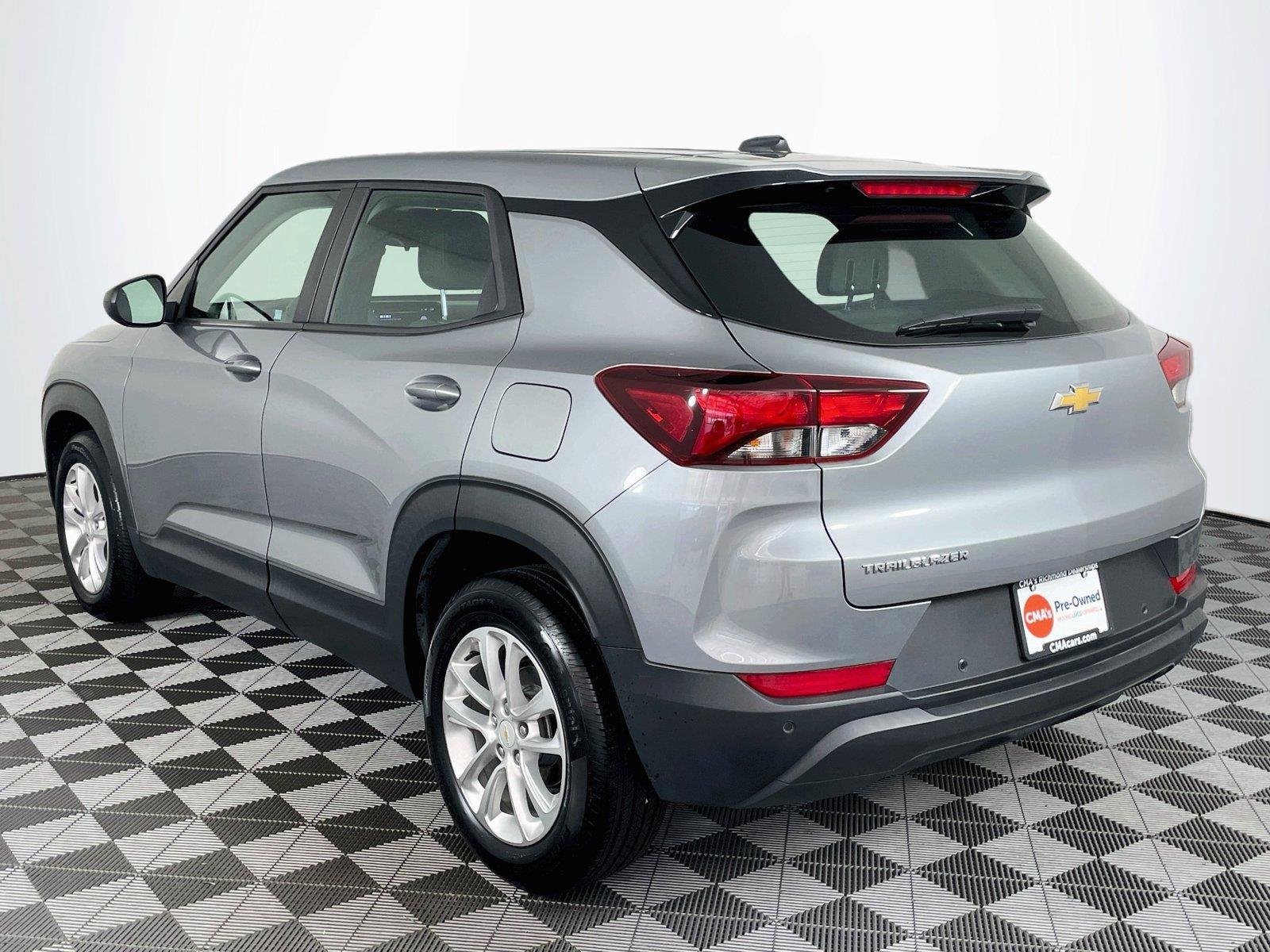 Used 2024 Chevrolet TrailBlazer LS w/ LS Confidence Package FWD image 6