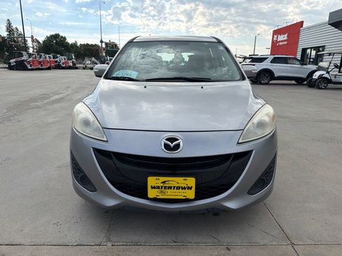Used 2014 MAZDA MAZDA5 Sport FWD image 3