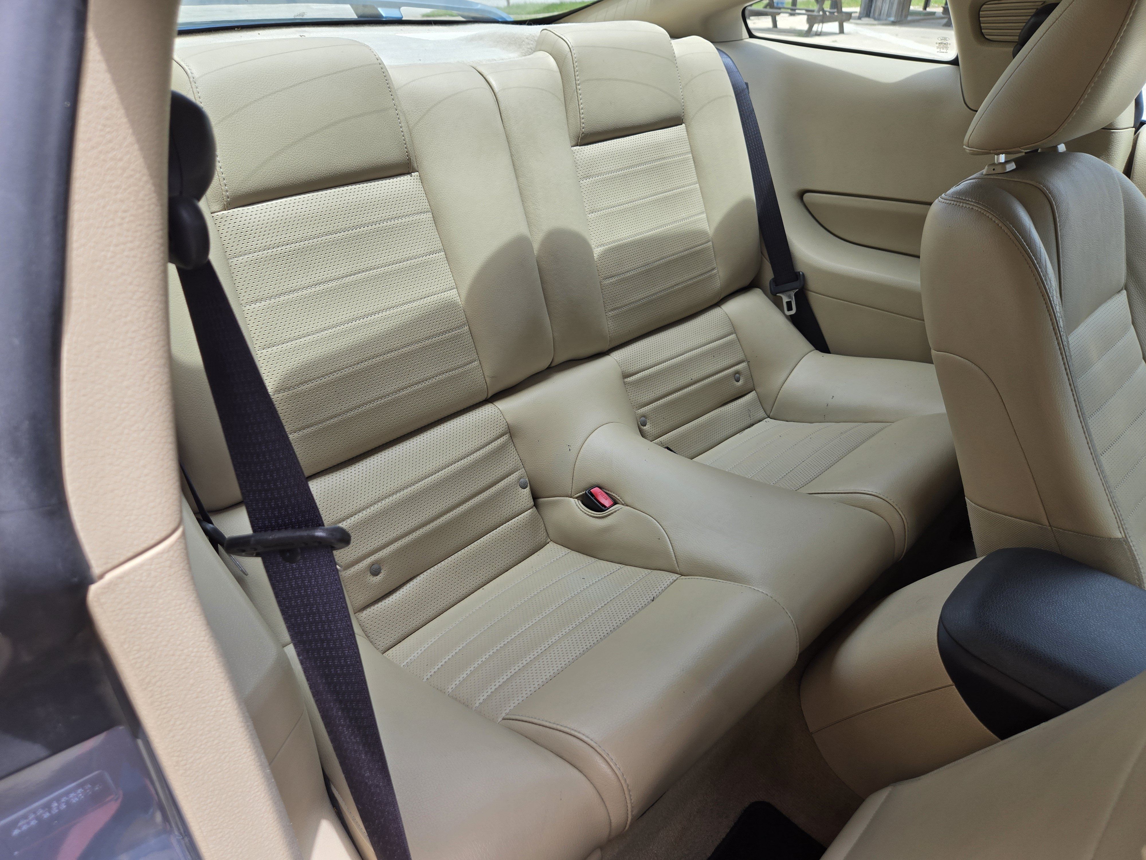 Used 2006 Ford Mustang GT RWD image 9
