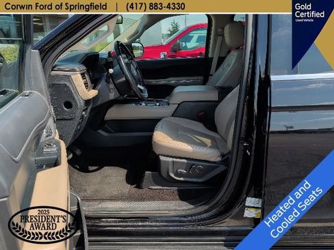 Used 2023 Ford Expedition Limited AWD/4WD image 10