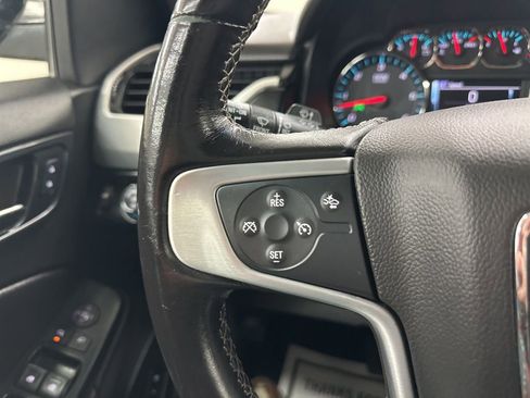 Used 2019 GMC Yukon SLT w/ HD Trailering Package image 34