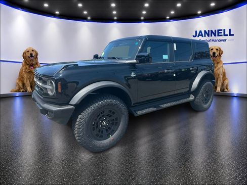 New 2026 Ford Bronco Outer Banks w/ Sasquatch Package AWD/4WD image 1