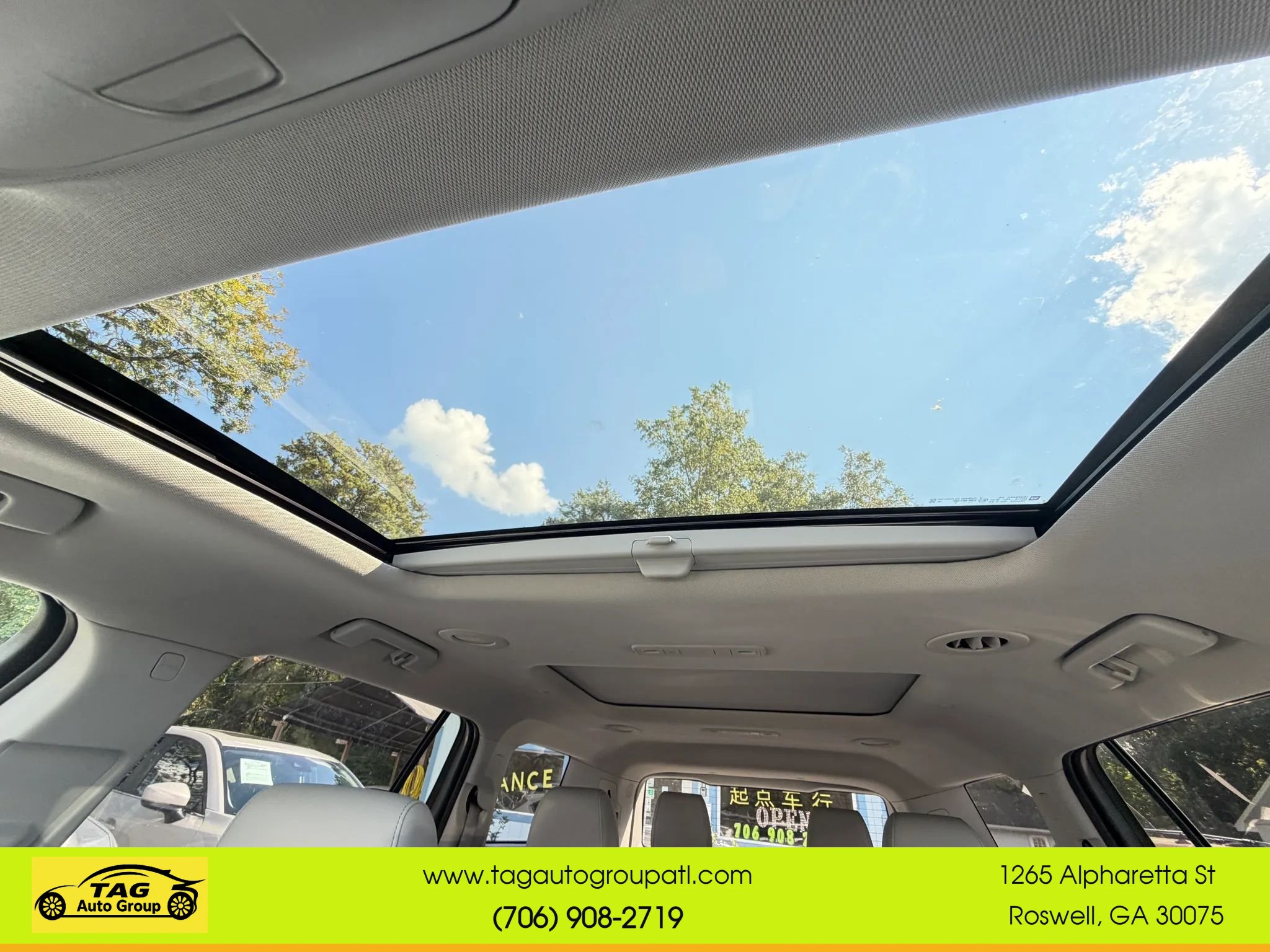 Used 2020 GMC Acadia SLT w/ Driver Alert Package II FWD image 22