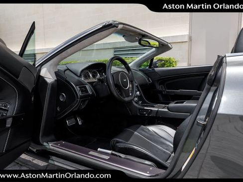 Used 2009 Aston Martin V8 Vantage Roadster RWD image 3