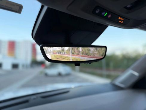 Used 2021 Cadillac Escalade Sport Platinum image 39