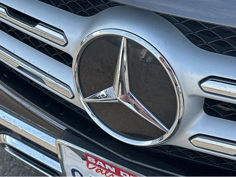 Used 2022 Mercedes-Benz GLC 300 image 33