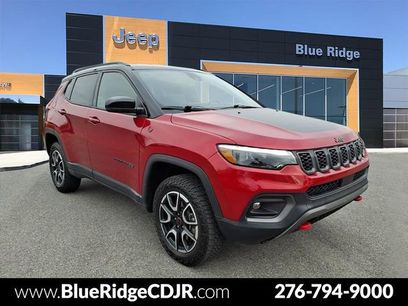 Used 2025 Jeep Compass Trailhawk w/ Trailhawk Elite Group