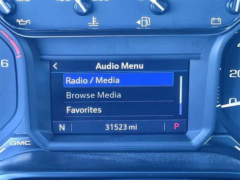 Used 2021 GMC Sierra 1500 Elevation w/ Preferred Package image 19