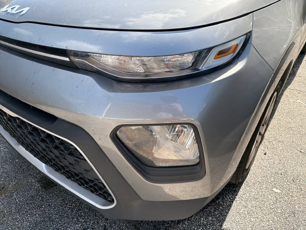 Certified 2022 Kia Soul LX FWD image 9