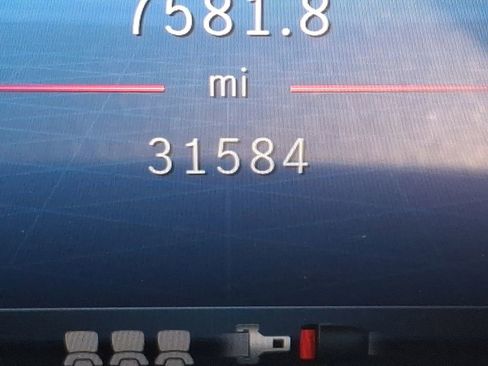 Used 2023 Mercedes-Benz GLC 300 4MATIC image 19