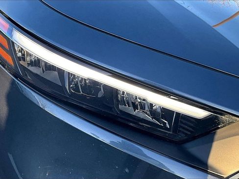 Used 2023 Honda Accord LX image 28