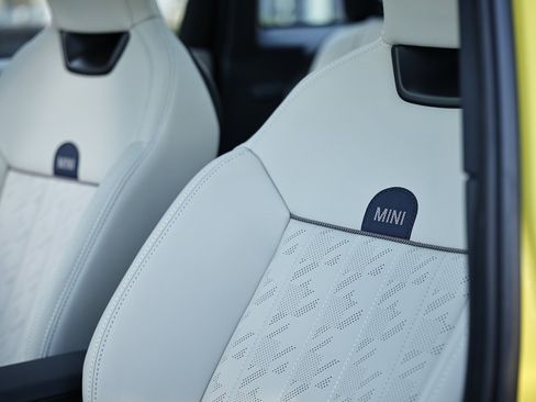 New 2026 MINI Cooper S image 22