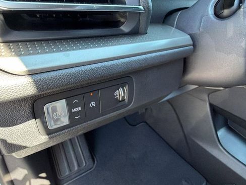 New 2026 Chevrolet Traverse LT FWD image 19