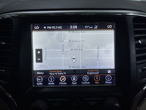 Used 2018 Jeep Grand Cherokee Overland image 23