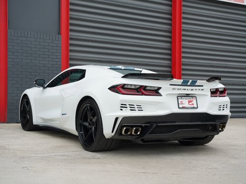 Used 2024 Chevrolet Corvette E-Ray AWD/4WD image 8