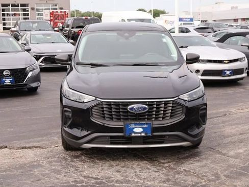 Certified 2024 Ford Escape Active w/ Cold Weather Package FWD image 4