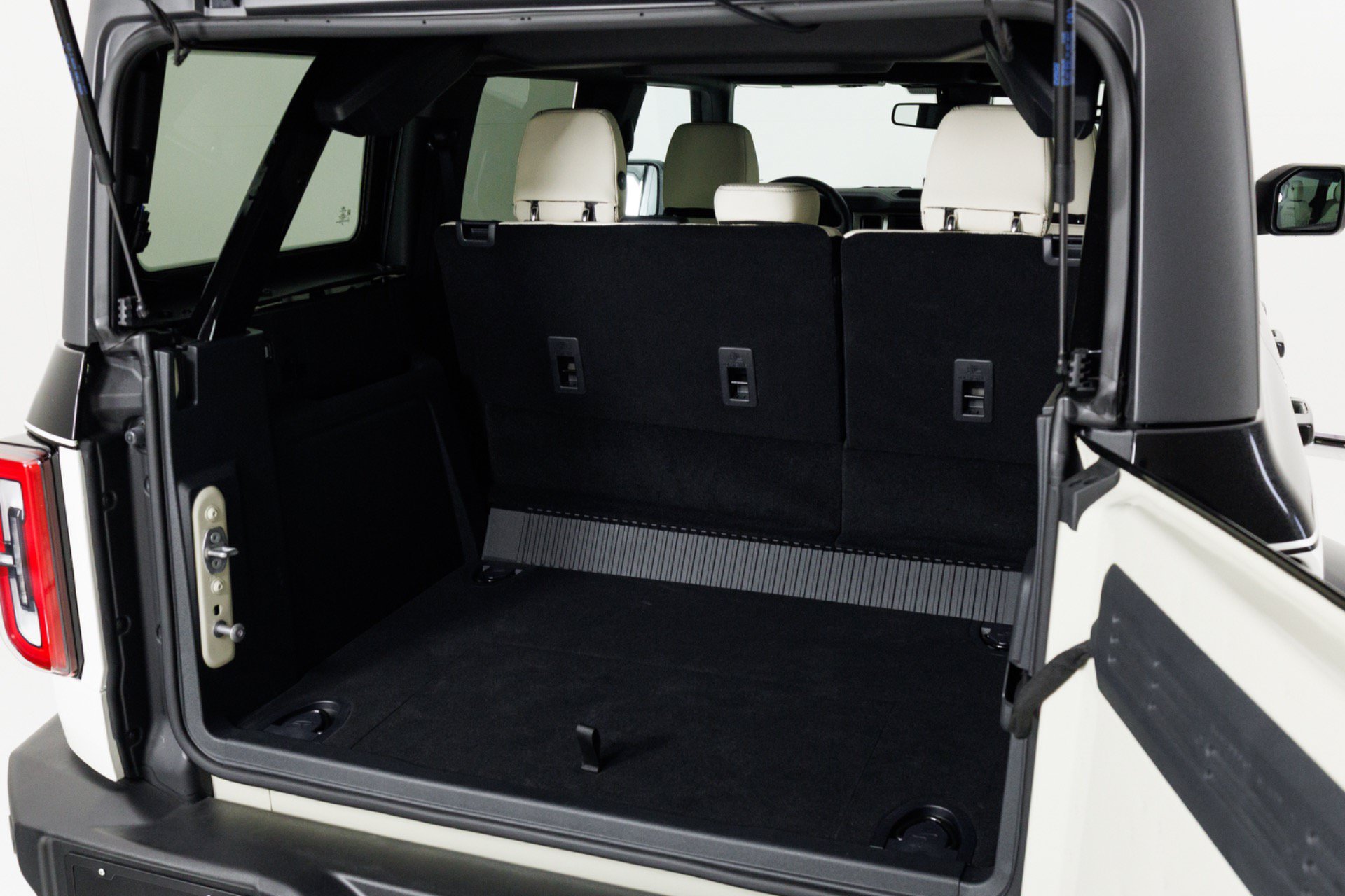 Used 2025 Ford Bronco Outer Banks AWD/4WD image 61