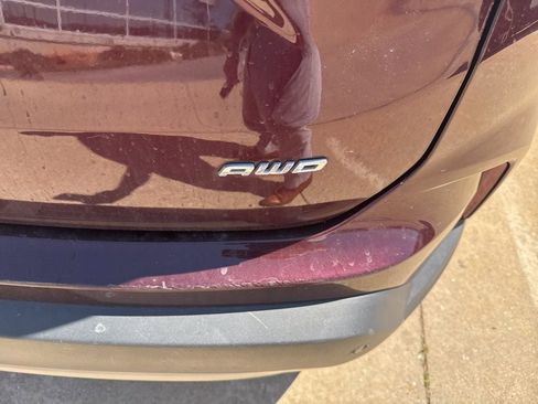 Used 2023 Ford Edge SEL w/ Convenience Package image 6