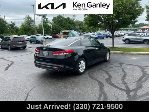 Used 2017 Kia Optima LX FWD image 5