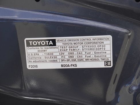 Used 2025 Toyota Corolla LE FWD image 24