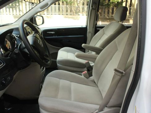 Used 2016 Dodge Grand Caravan SE w/ Quick Order Package 29E SE FWD image 29