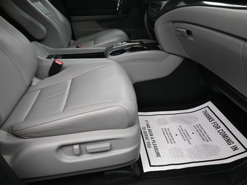 Used 2021 Honda Pilot Special Edition image 28