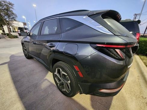 Used 2023 Hyundai Tucson SEL w/ Convenience Package image 3