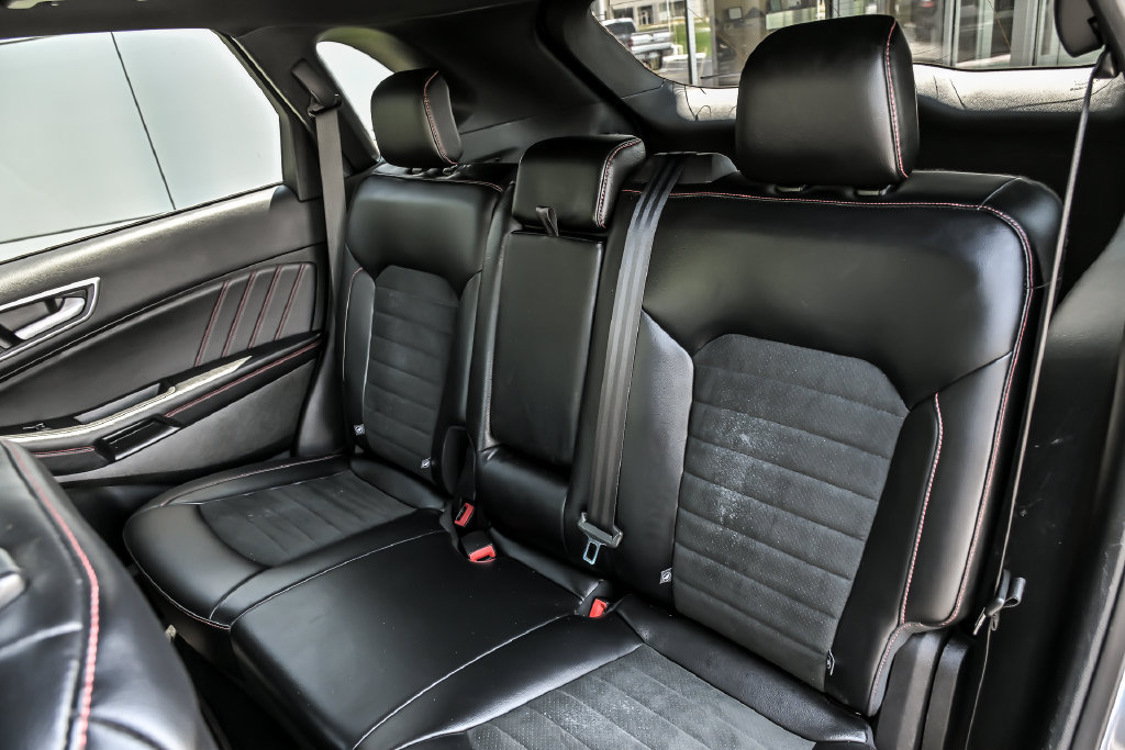 Certified 2023 Ford Edge ST-Line AWD/4WD image 15