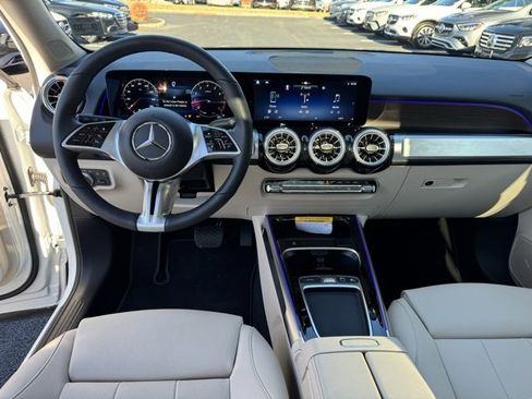 Used 2026 Mercedes-Benz GLB 250 4MATIC image 14