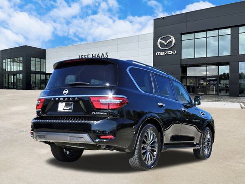 Used 2024 Nissan Armada Platinum w/ Captain's Chairs Package image 3