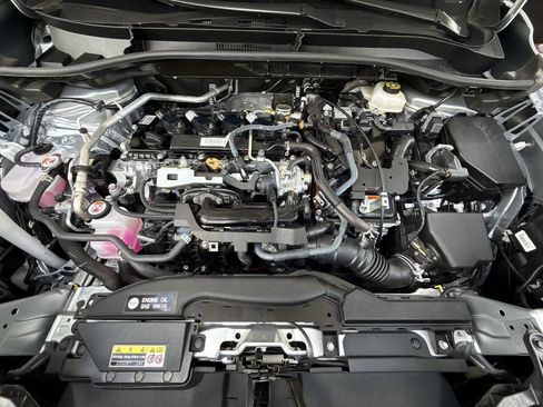 Used 2025 Toyota Corolla Cross AWD Hybrid image 12