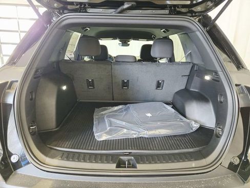 New 2026 Chevrolet Equinox LT w/ Safety and Technology Package image 10